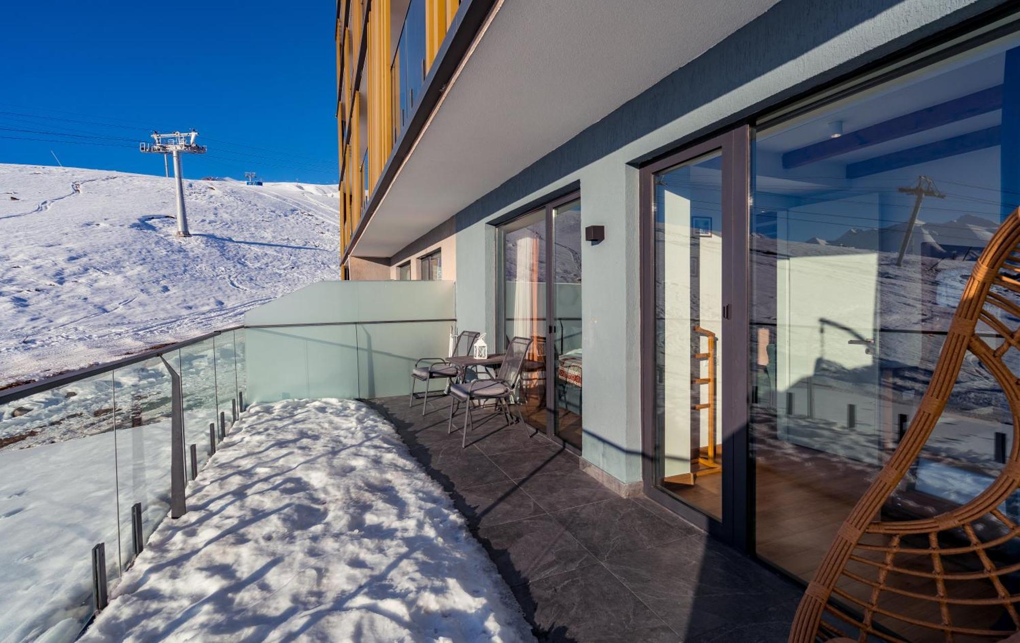 Ferienwohnung Atrium New Gudauri Exterior foto